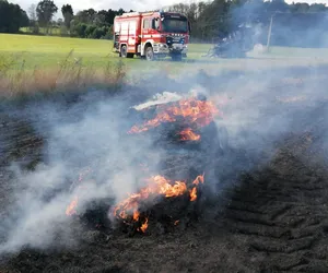 Groźny pożar w gminie Braniewo [ZDJĘCIA]