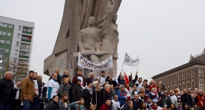 Pomnik Bohaterom Czerwonych Sztandarów i ławeczka Jimiego Hendriksa