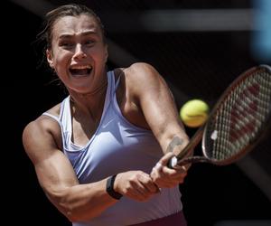 Aryna Sabalenka rozbiła Marię Sakkari i jest w finale turnieju WTA w Madrycie! Iga Świątek znów zagra z nią o tytuł?