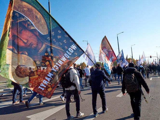 Wojownicy Maryi przeszli ulicami Olsztyna