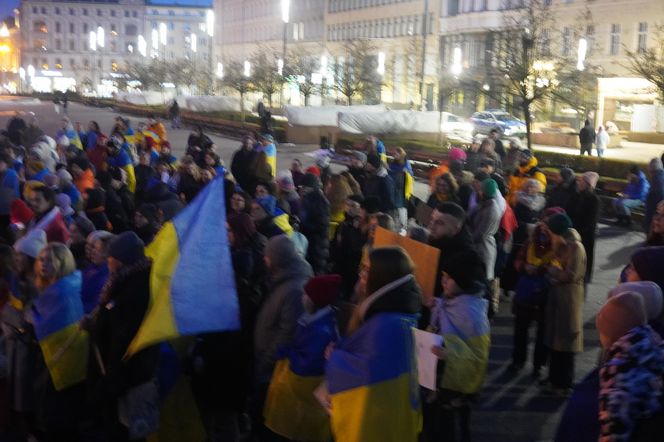 Manifestacja w trzecią rocznicę wybuchu wojny w Ukrainie