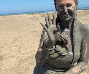 Maja Rutkowski zażywa błotnego SPA