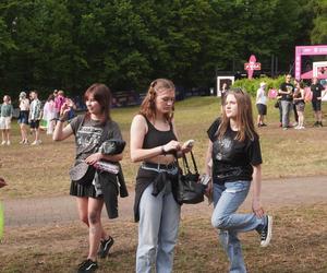 Kortowiada 2024. Drugi dzień koncertów na plaży przyciągnął tłumy. Zobacz zdjęcia!