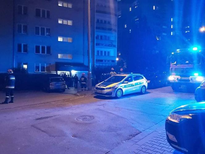 Ewakuacja bloku na os. Piastów w Krakowie