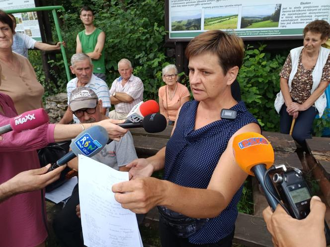 Protestują przeciwko platformy wieży widokowej 