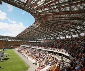 Kongres Świadków Jehowy 2024 na Stadionie Miejskim w Białymstoku