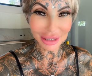 Adrianna Eisenbach z Królowych życia pokazała się bez doczepów. W naturalnej odsłonie jeszcze jej nie widzieliście! 