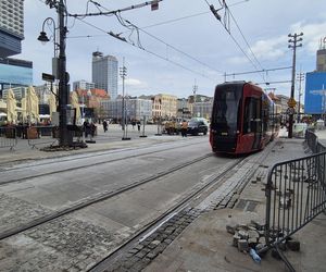 Tramwaje wróciły na Rynek w Katowicach. A to wciąż plac budowy