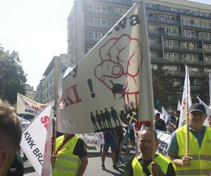 Protest górników i hutników ze Śląska w Warszawie