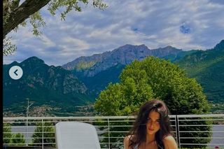 Roxie wygina się jak kocica, ale wszyscy i tak patrzą tylko w jedno miejsce! Mamy zdjęcia