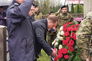 W małopolskiej wsi spoczywa ponad stu Chorwatów. Żołnierze upamiętniają ich co roku