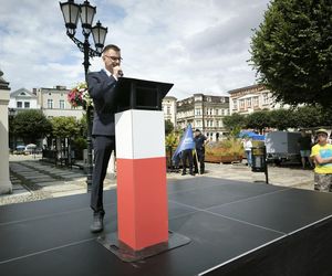 Manifestacja pod hasłem Sto nielegalnej imigracji w Lesznie