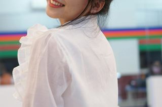 Najmodniejsze fryzury do biura. Są nie tylko praktyczne, ale też bardzo kobiece i stylowe