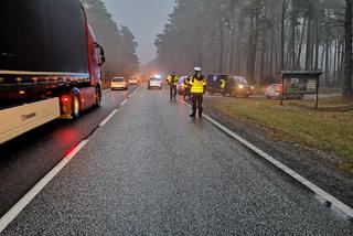 Tragedia w podbydgoskim Emilianowie! Samochód ciężarowy śmiertelnie potrącił mężczyznę! [ZDJĘCIA]