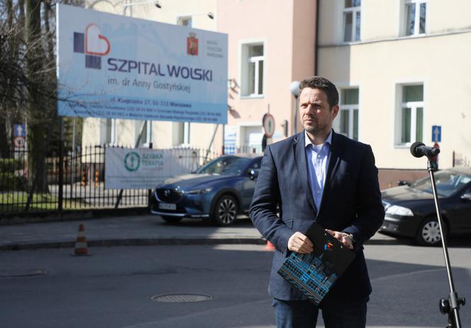 Awantura o zmarłych w Warszawie