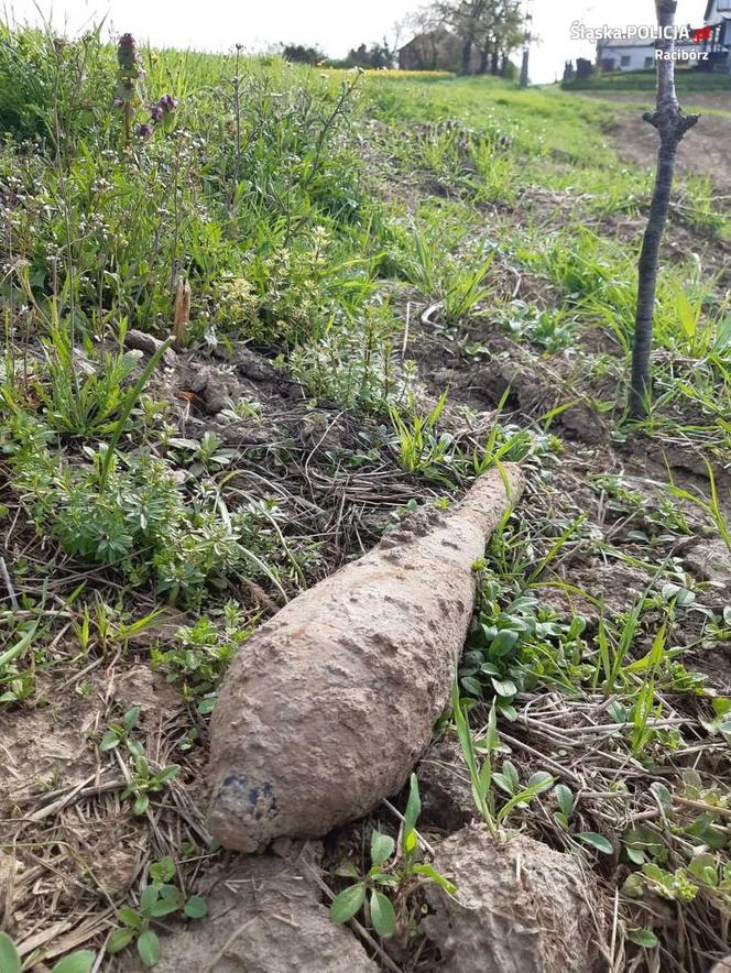 Pola niewybuchów w Bojanowie i Sławikowie. Strach orać pole 