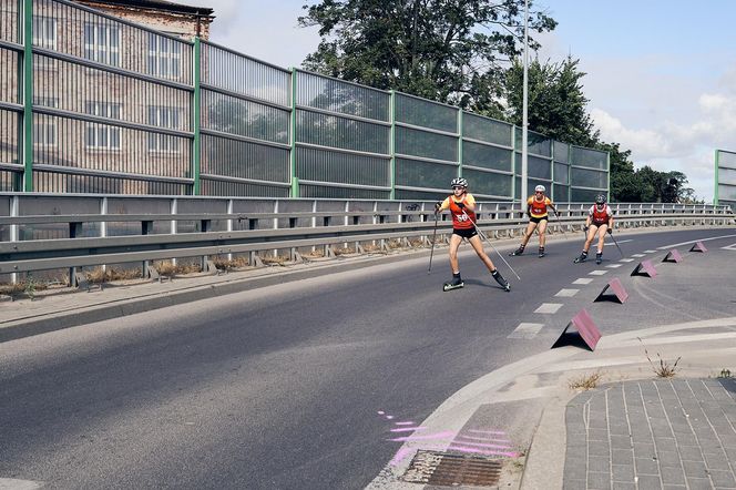 W pierwszym dniu zawodów o Puchar Polski w biegach na nartorolkach Marwe Cup zawodnicy wzięli udział w sprincie techniką dowolną