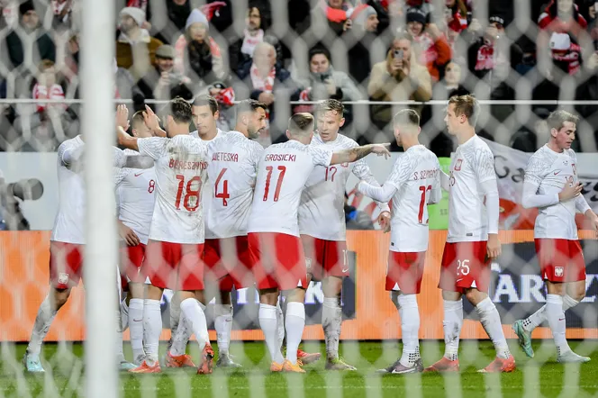 Msza święta w intencji reprezentantów Polski. Świątynia świeciła pustkami