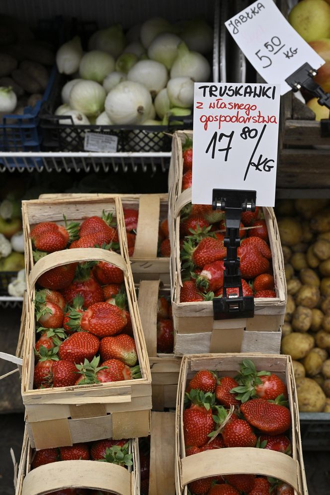  Ceny nowalijek na warszawskich bazarach szokują. Byliśmy i sprawdziliśmy ile trzeba zapłacić