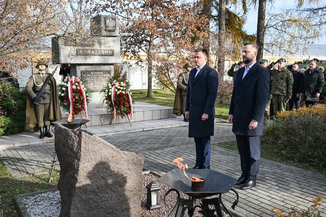 Polskie fabryki amunicji ponad podziałami. Szef MON i marszałek Sejmu w Rzeszowie 