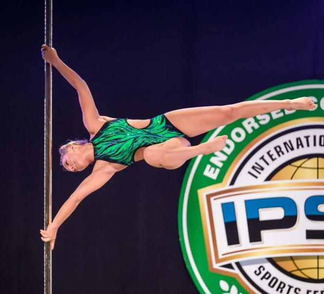 Klaudia Stawiarz uprawia pole sport