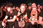 Posadzili drzewa, a następnie dali gorący koncert. Finał akcji zespołu Nocny Kochanek w Skarżysku