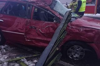 Śmiertelny wypadek pod Rykami. 19-letni pasażer kii nie żyje [ZDJĘCIA].