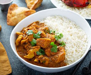 Kurczak po tajlandzku. 3 łatwe i szybkie przepisy na obiad w azjatyckim stylu