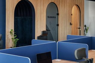 Harmonia w miejscu pracy. Nowy projekt biura autorstwa SAAN Architekci