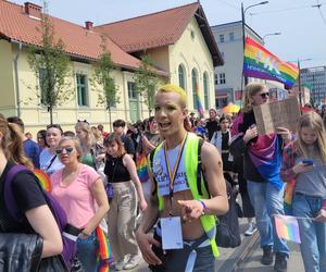 Marsz Równości w Olsztynie 2023. Barwna parada przeszła ulicami miasta