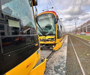 Zderzenie dwóch tramwajów w Warszawie. Wiele osób rannych