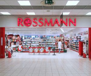Graj w grę w… Rossmannie. Wyjątkowa akcja dla młodych klientów!