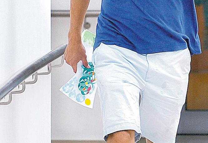 Mąż przyniósł Ani laurkę