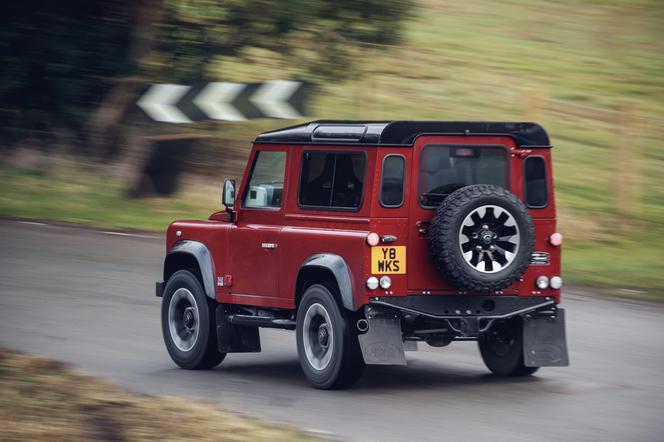 Land Rover Defender Works V8 - 70th Edition