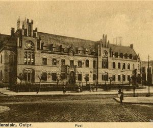 To jeden z piękniejszych budynków w Olsztynie. Od ponad 100 lat mieści się tam poczta