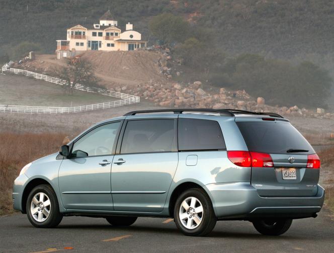 Toyota Sienna (2003-2009)