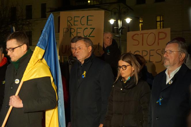 Wojna na Ukrainie. Bydgoszczanie protestowali przeciwko rosyjskiej agresji [ZDJĘCIA]