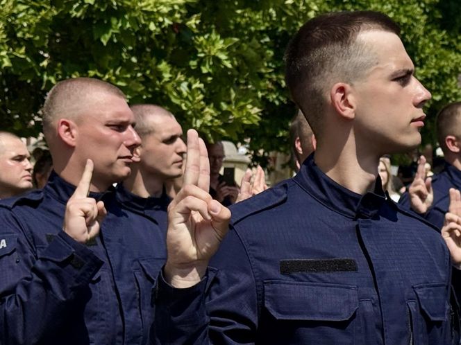 Ślubowanie nowych policjantów Śląskiej Policji