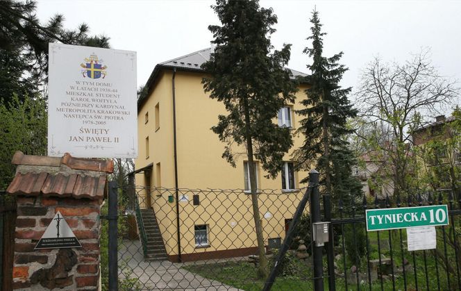 Dom przy ul. Tynieckiej 10 w Krakowie.