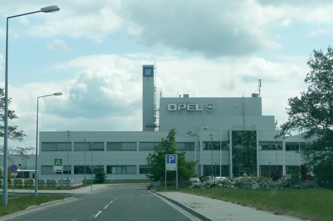 Gliwice: To koniec! Ostatni Opel Astra zjechał z taśmy produkcyjnej