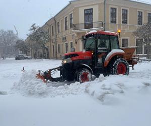 Drogowcy odśnieżają Lublin