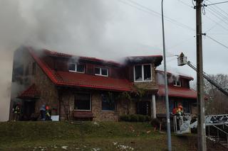 Białystok. Pożar hali sportowej przy ul. Jagiełły [3.12.2022]