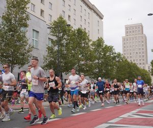 Uczestnicy Maratonu Warszawskiego 2025