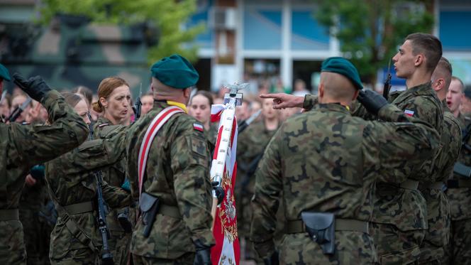 Kobiety w Wojsku Polskim. Polki chętnie odbywają dobrowolną zasadniczą służbę wojskową