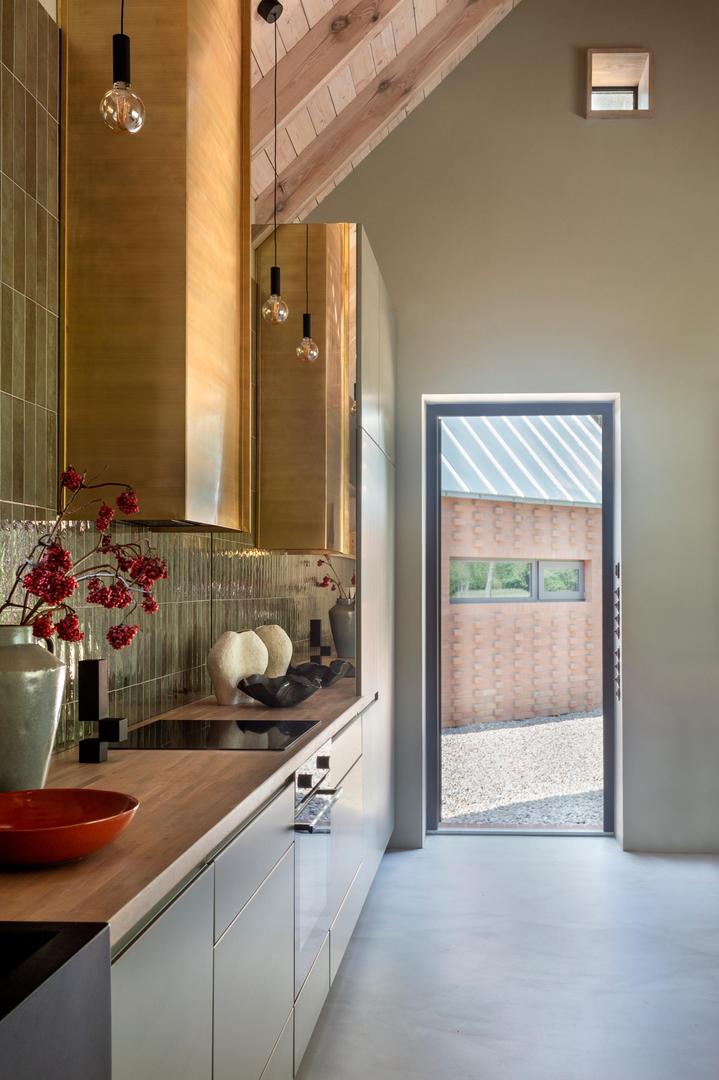 Dom Las, projekt: Studio Onu