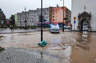 Nysa rozpoczyna długi powrót do życia. Szabrownicy na celowniku