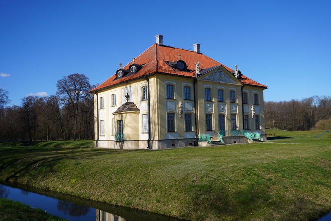 Pałace Branickich w Polsce