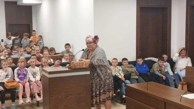 Wilki na ławie oskarżonych.