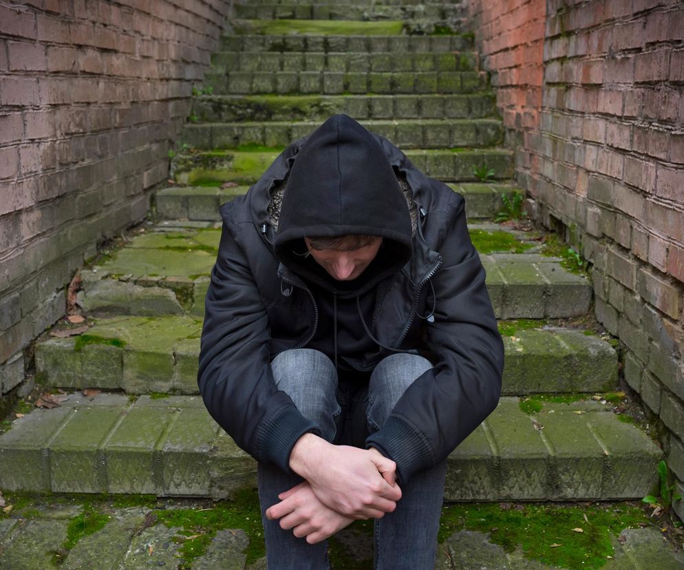 Iluzja głębi i więzi. Gdy substancja psychoaktywna ma zastąpić terapię