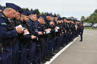 Policjanci z Podkarpacia wyjechali na Dolny Śląsk. Będą pełnić służbę na terenach dotkniętych powodzią